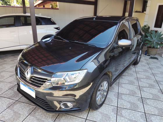 RENAULT SANDERO 1.0 12V SCE FLEX GT LINE MANUAL RENAULT SANDERO 1.0 12V SCE FLEX GT LINE MANUAL